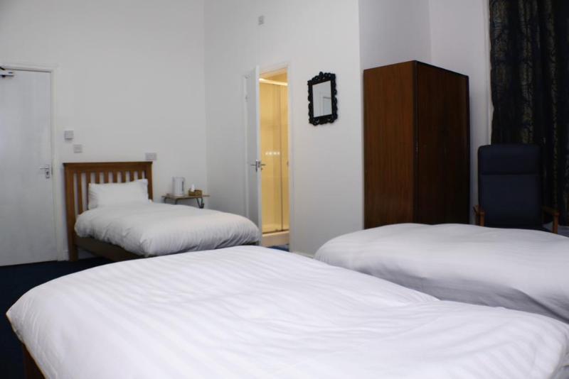 Oyo Hala Guest House Manchester Extérieur photo
